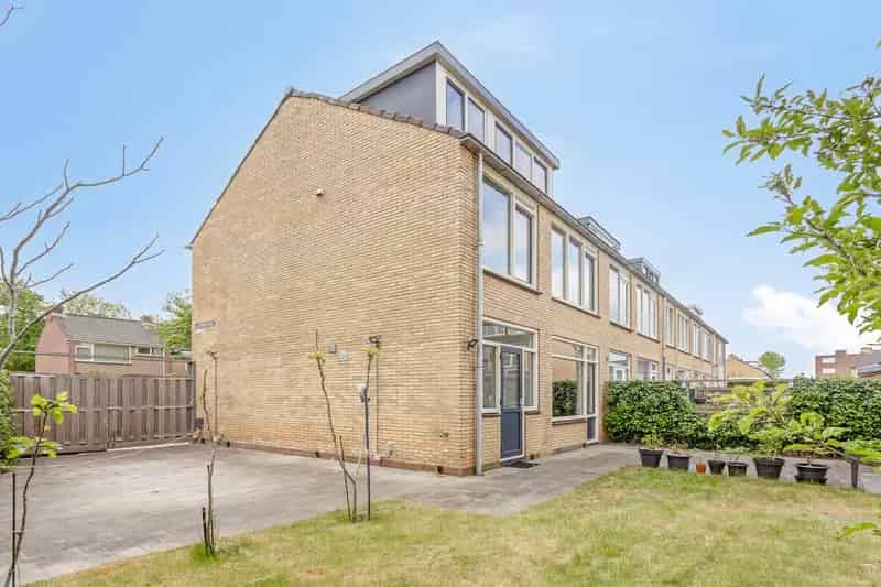 Ruime Hoekwoning Overwhere 5 Slaapkamers Zonnige Tuin