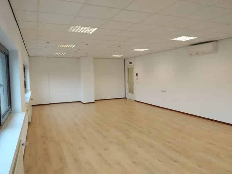 Kantoorruimte te huur Roelofarendsveen 60m2 A4