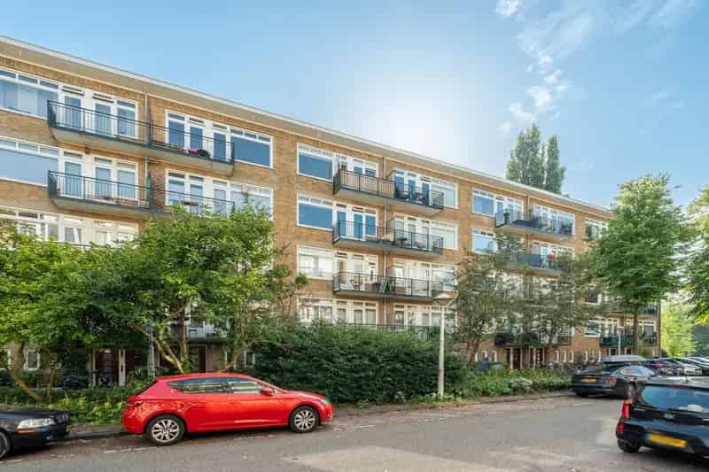 Appartement te koop: Esmoreitstraat 12-3 1055 CD Amsterdam | Funda