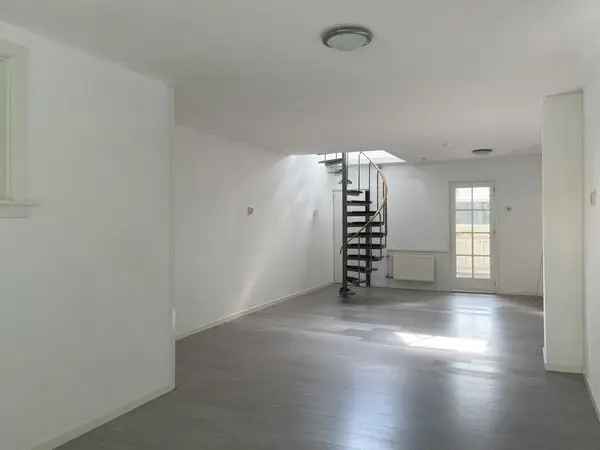 Appartement Te Huur in Hilversum, Noord-Holland