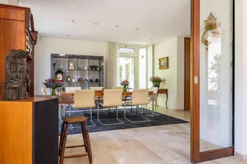 Luxe villa te koop Bilthoven 5 slaapkamers grote tuin