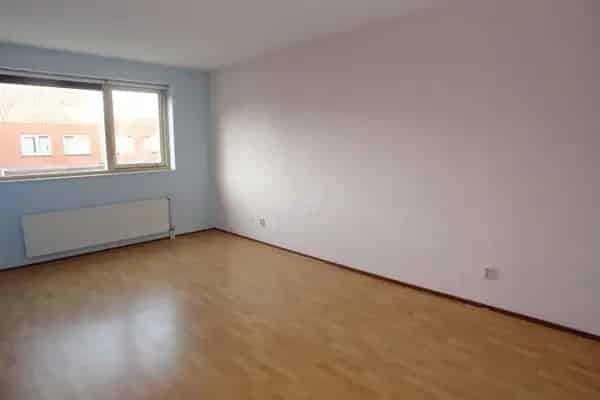 Ruime Tussenwoning Nieuw Vennep 3 Slaapkamers Zonnige Tuin