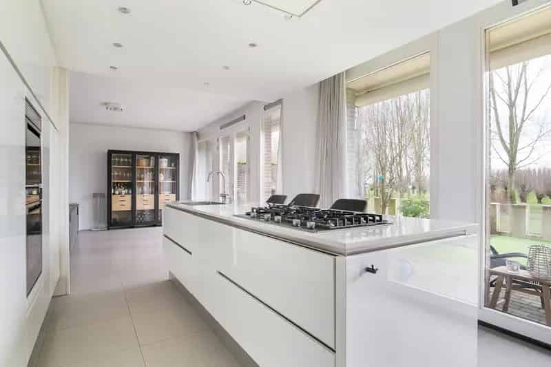 Luxe Villa met Panoramisch Uitzicht Gated Community