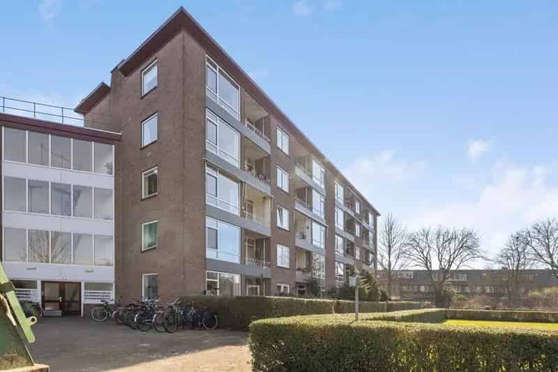 Modern 3 kamer appartement 73m2 Vecht uitzicht Utrecht