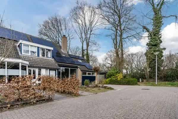 Ruim helft van dubbel woonhuis Beilen - 3 slaapkamers - 133m²