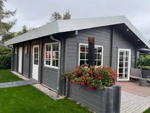 Houten Chalet te Koop Oostvoorne - Luxe Vakantiehuis Nieuwbouw