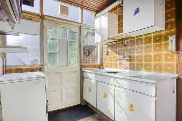 3 Slaapkamers Dongen Centrum  Diepe Tuin  Kluswoning