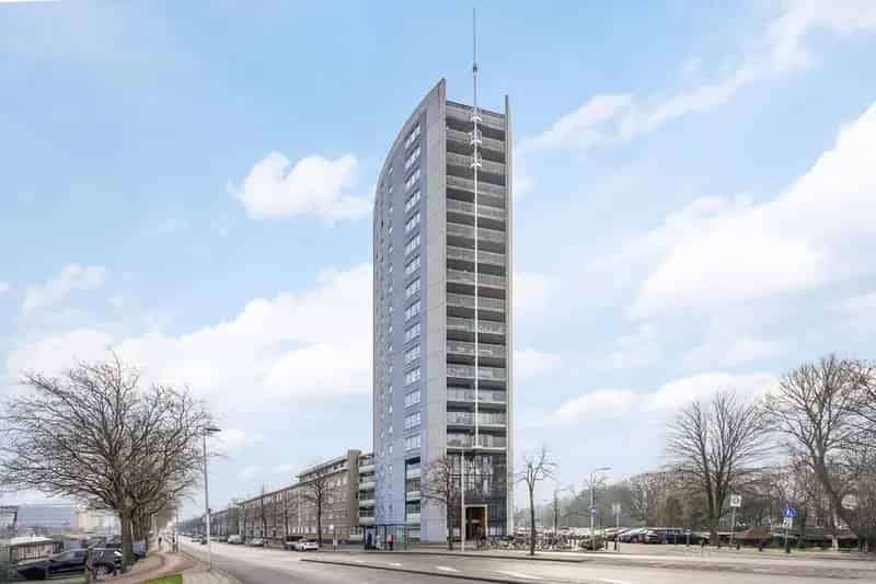 Kluswoning 2 slaapkamers nabij winkels en openbaar vervoer