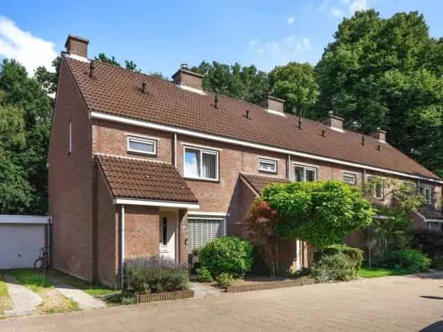 Ruime Hoekwoning Enschede Ankrot 3 Slaapkamers Royale Tuin