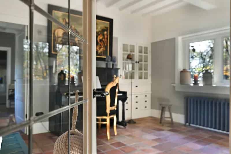 Huis te koop Ede: Romantische Cottage met Tuin en Theehuis