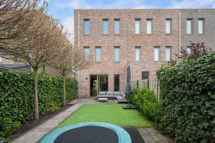 5 Slaapkamers Eindwoning Park16hoven Rotterdam
