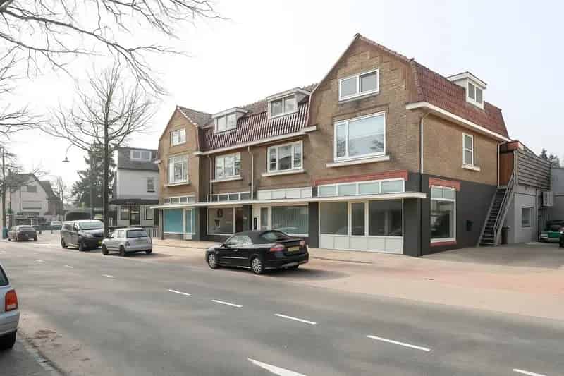 Winkel te Huur Soest 123m² Uitstekende Locatie