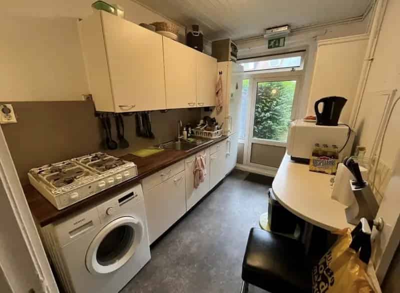 Kamer Breda Nabij BUas 16m2 Vrouwelijke Onderhuurder