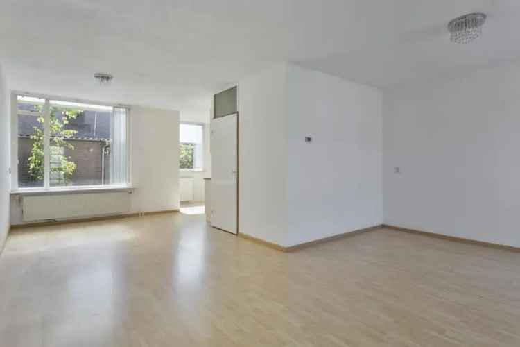 Ruime Tussenwoning 3 Slaapkamers Oss