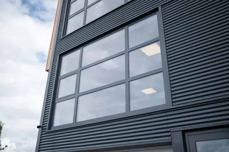 Bedrijfshal Oosterhout (GE) | Zoek bedrijfshallen te huur: Rietgraafsingel 6-a1 6678 PH Oosterhout (GE) 