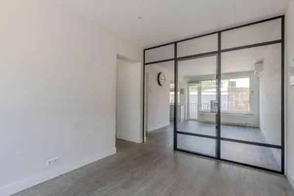 Te Koop: Starterappartement Rotterdam Carnisse 3 slaapkamers Grote Tuin
