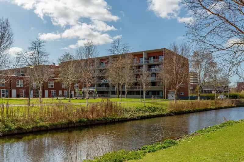 3-Kamerappartement Schiedam Ruim en Lichtrijk met Berging en Parkeerplaats