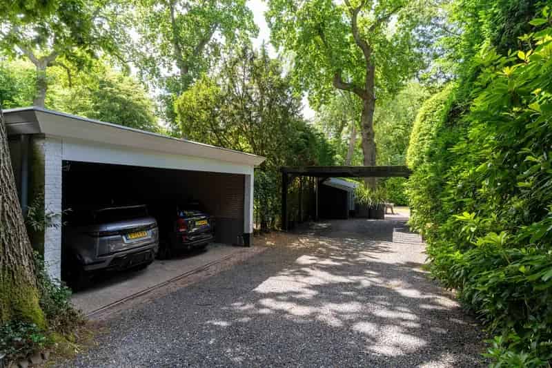 Huis te koop: Van der Oudermeulenlaan 3 2243 CR Wassenaar | Funda