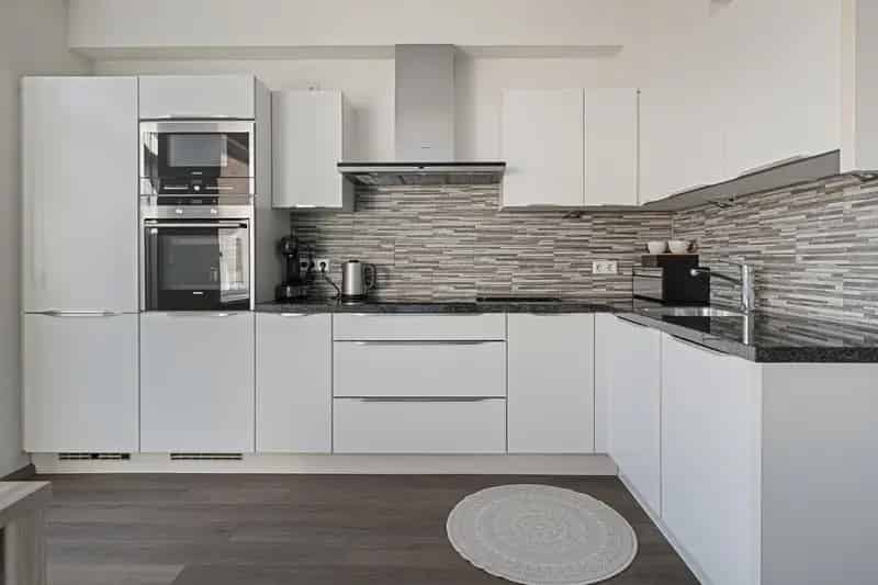 Amsterdamse Familiewoning: 5 Kamers, Tuin, Kindvriendelijk