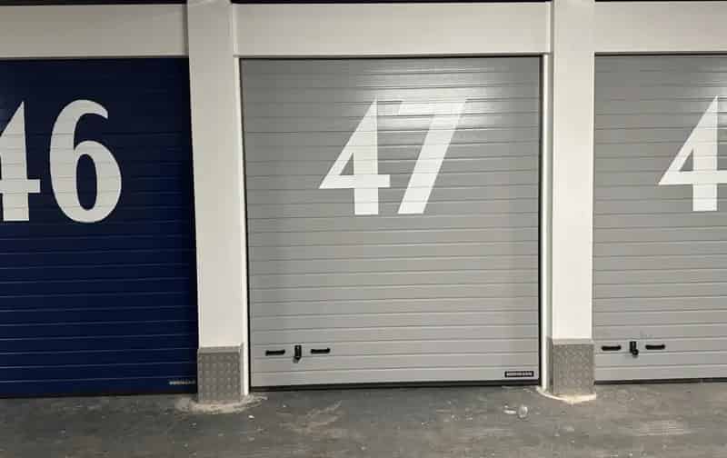 Garagebox Amsterdam Isolatorweg 23m2 te huur