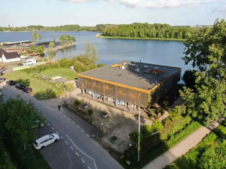 Bedrijfsruimte Winkelruimte Zevenhuizen 383m² Zevenhuizerplas