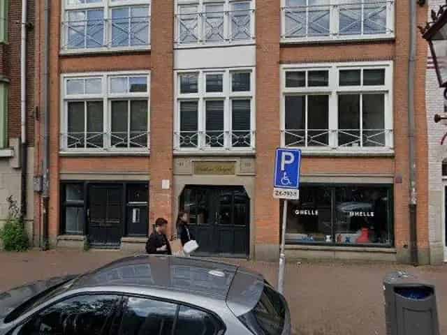Amsterdam appartement huren Nieuwezijds Voorburgwal 1 juni 2025