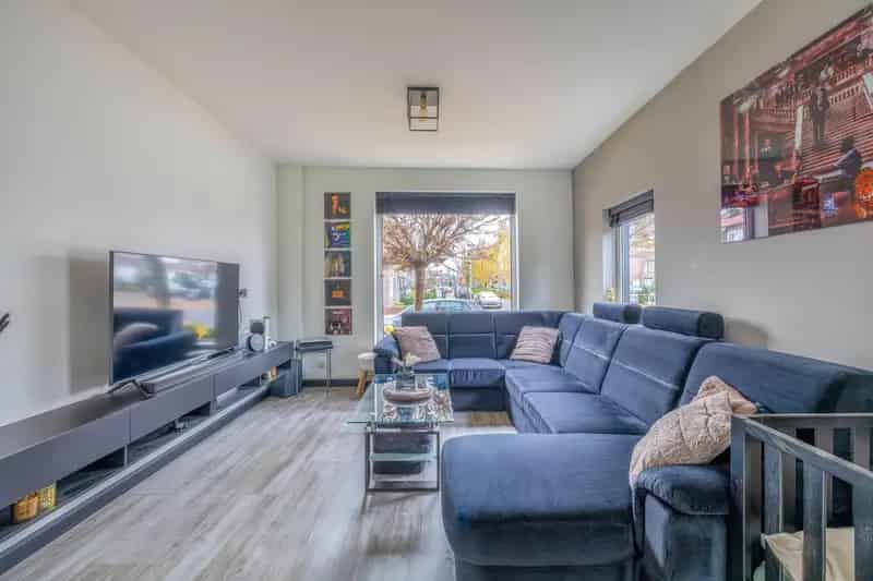 Halfvrijstaande woning Tegelen - Instapklaar met riante tuin
