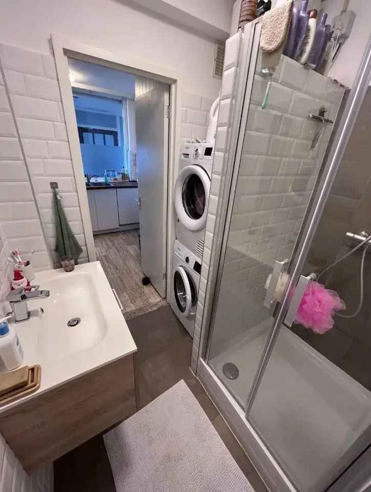 Kamer Arnhem Centrum: 20m2, Inclusief GWL, Fietsenstalling, Vanaf 1 Juni