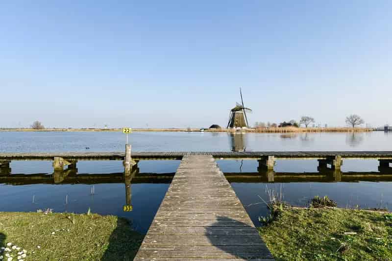 Hoekwoning Bergschenhoek 4 kamers diepe tuin nabij natuur