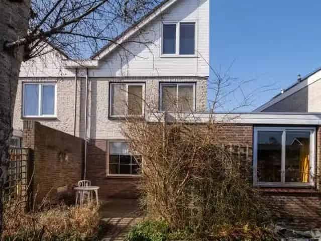 Hoekwoning Hoogwoud Garage Carport Grote Aanbouw