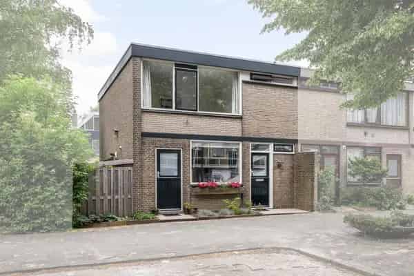 Ruime Hoekwoning Vlaardingen West 3 slaapkamers Kindvriendelijk