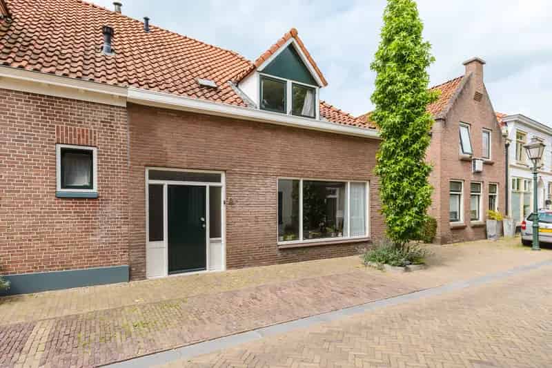 Huis Te Koop , 61, Hoofdstraat, Oldemarkt, Overijssel