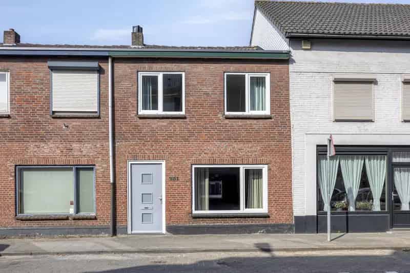 Stijlvolle Tussenwoning Tilburg Padua 3 slaapkamers Recent gerenoveerd