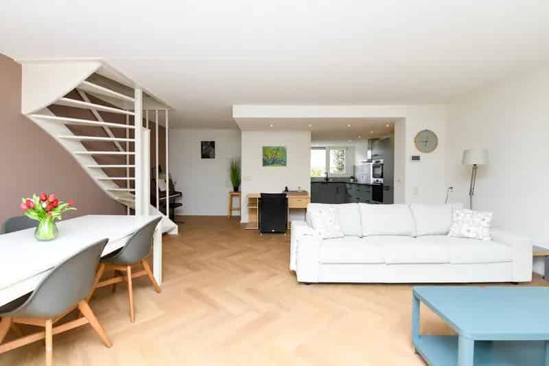 Huis te koop Hoogland 3 slaapkamers ruime tuin energielabel B