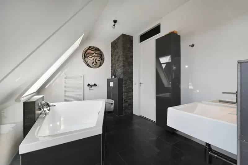 Moderne 4 Kamer Eengezinswoning Biesland