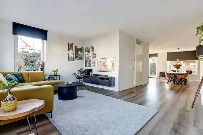 Huis te koop Wilp: 6 slaapkamers, 2 badkamers, energielabel A+