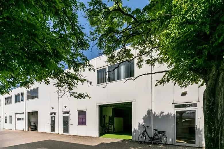 177m2 Bedrijfsruimte te Koop Haarlem Kantoor Pantry Parkeerplaatsen