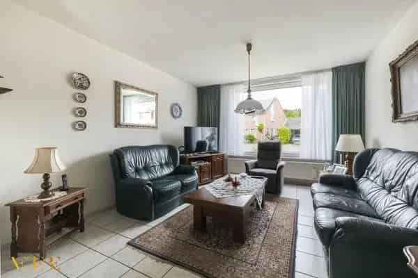 Ruime gezinswoning 4 slaapkamers Belfeld