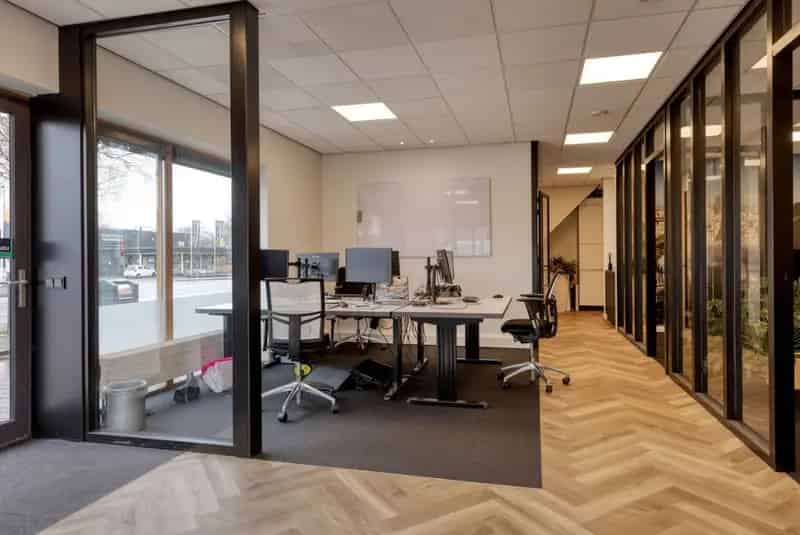 Kantoorruimte Zwaagdijk Oost 675m2 Deelverhuur vanaf 500m2