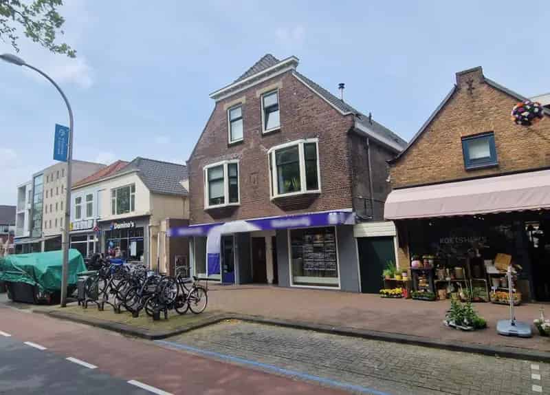 Belegging Pijnacker: 3 Woningen & Winkelpand te Koop