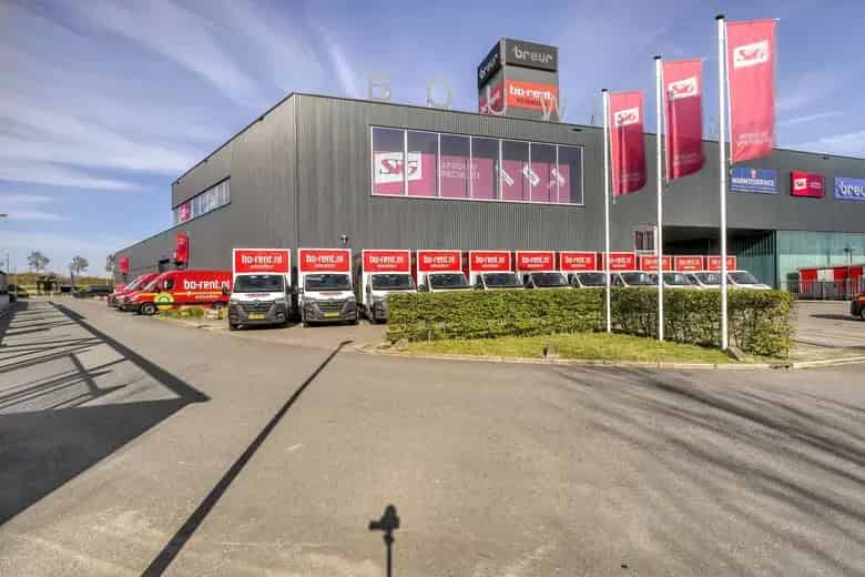 3311 m2 Bedrijfsruimte te Huur Den Haag
