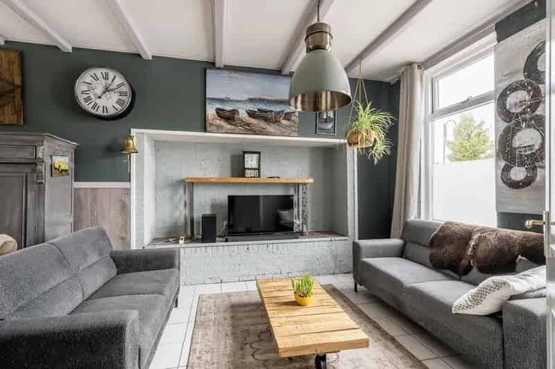 Tussenwoning Sint-Maartensdijk 3 slaapkamers zonnige tuin