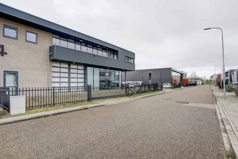 Bedrijfshal te koop Lijnden 410 m²