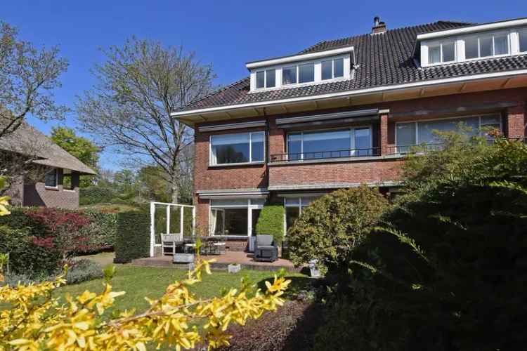 Huis te koop: 7 slaapkamers, 2 badkamers, tuin, Den Haag