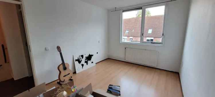 Nette kamer in Moderne hoekwoning