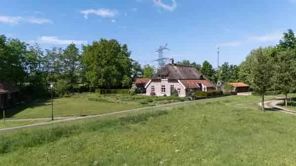 Woonboerderij Overasselt Ruime Tuin Diverse Kamers