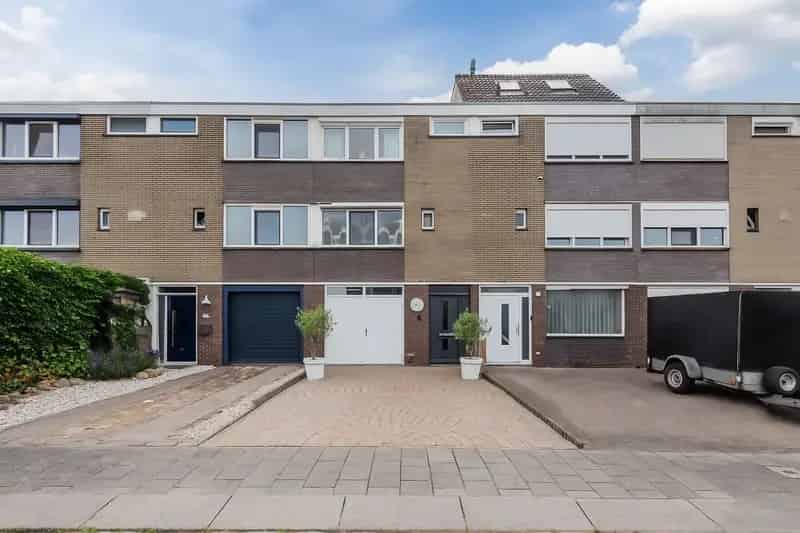 Ruime Drive In Woning 4 Slaapkamers Bunschoten Spakenburg