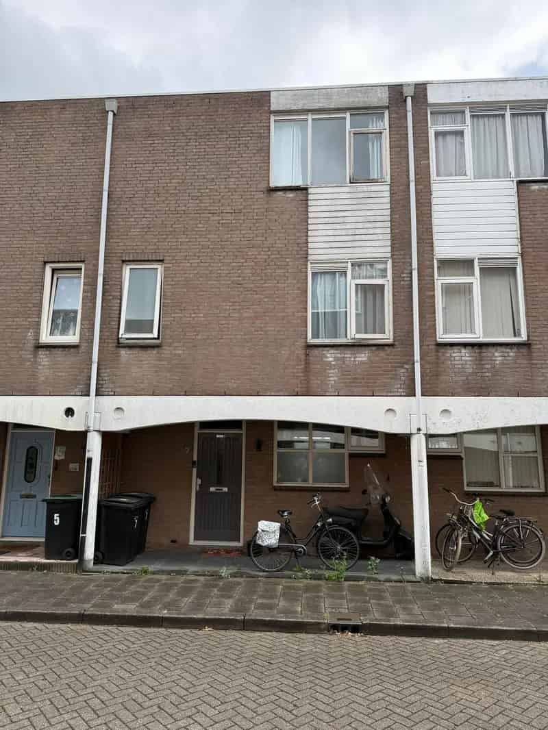 5 Slaapkamers Huis te koop Almere