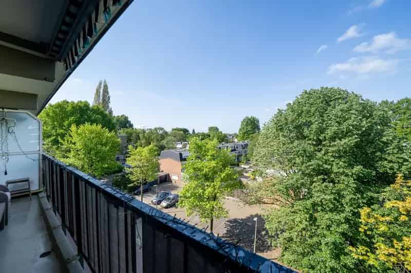 Amstelveen Elsrijk Ruim 4 Kamer Appartement 85m2 gerenoveerd