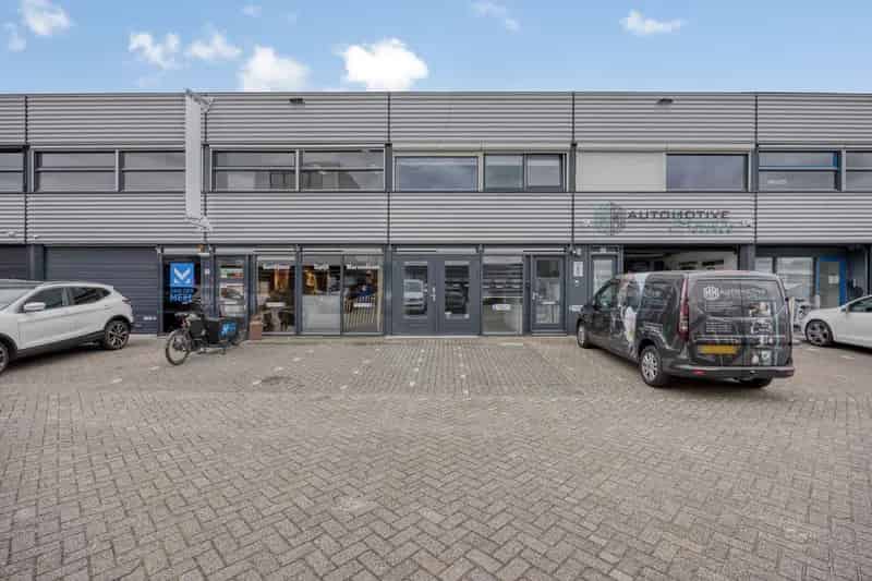 Bedrijfshal Leiderdorp | Zoek bedrijfshallen te huur: Draadbaan 21-A 2352 BM Leiderdorp 